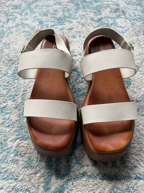 Aldo Cream Dual-Strap Platform Sandals